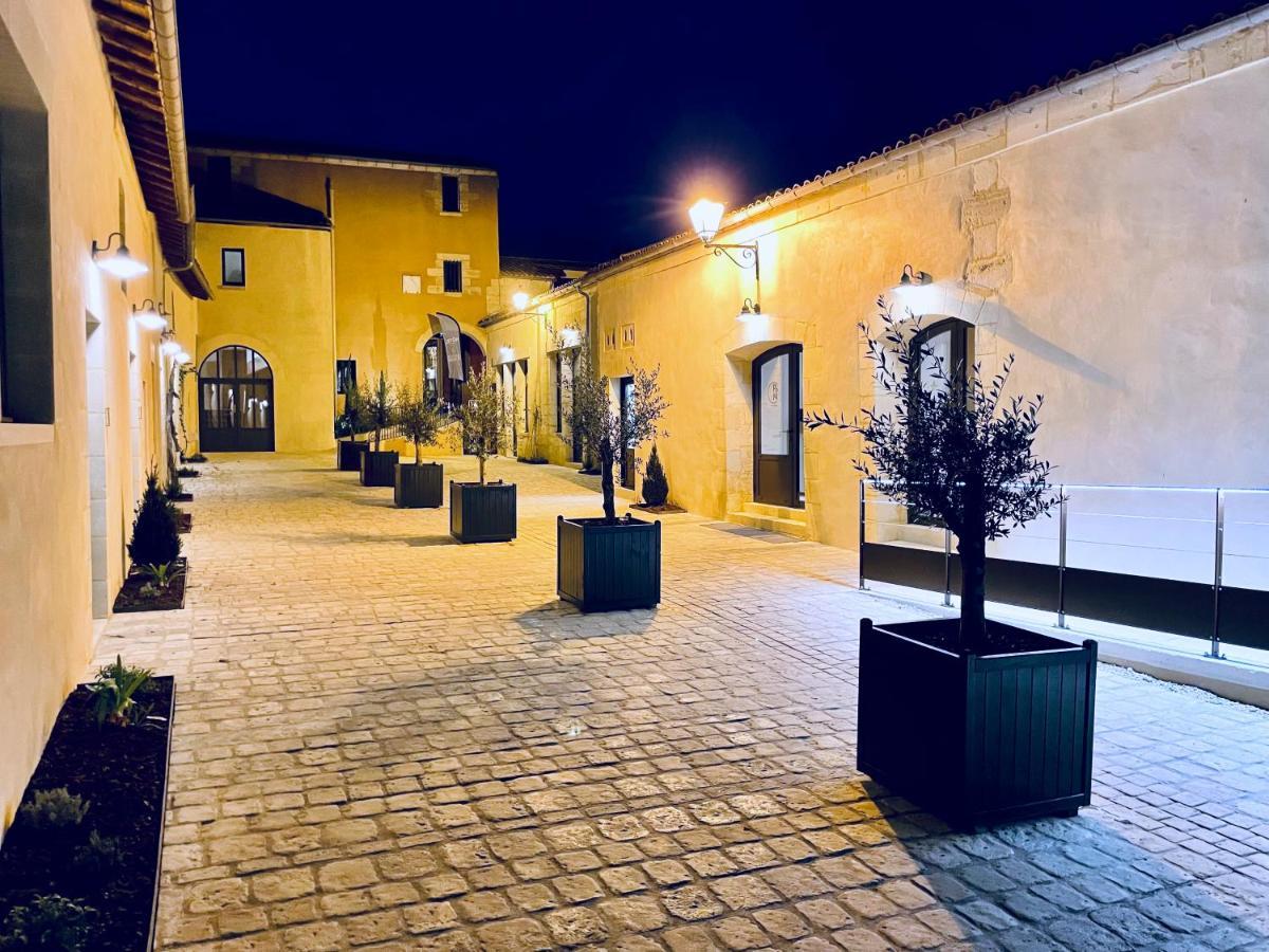 فندق Aux Ducs De Sienne مونتانيو المظهر الخارجي الصورة