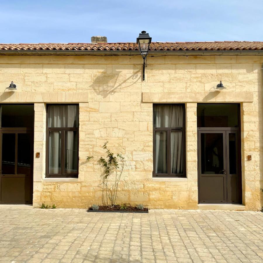 فندق Aux Ducs De Sienne مونتانيو المظهر الخارجي الصورة